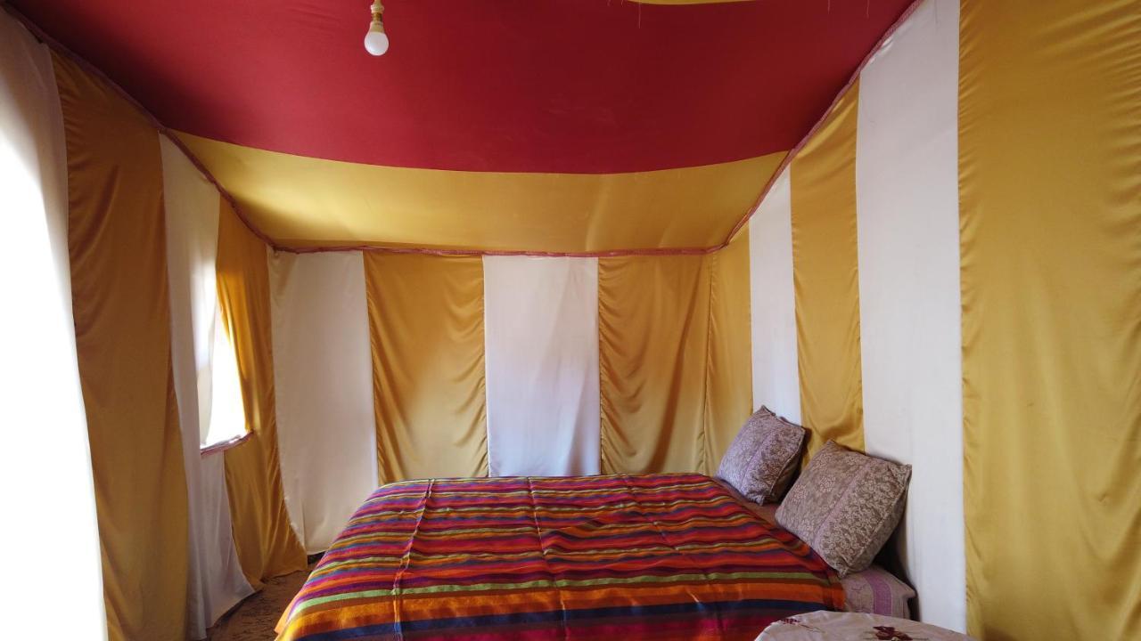 Camp Sahara Dunes Hotell M'Hamid Eksteriør bilde