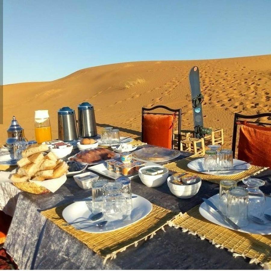 Camp Sahara Dunes Hotell M'Hamid Eksteriør bilde